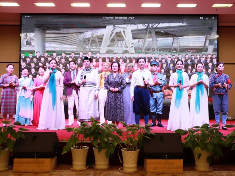 情暖金秋，关爱长者——枫韵朗诵艺术团到Kaiyun官方网站登录入口慰问演出