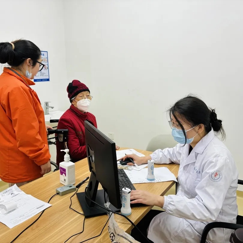 Kaiyun官方网站登录入口年度体检丨关注长者健康，我们在行动